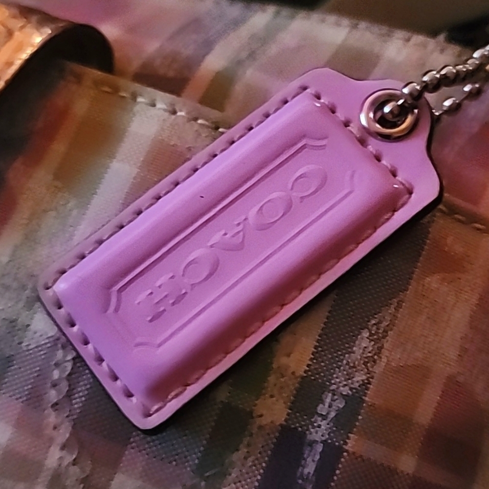 Coach Poppy Madras Plaid Sequined Signature Crossbody Bag with hang tag. - Picture 2 of 8